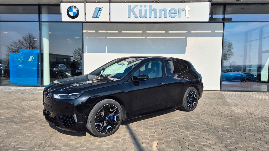 BMW iX 15.377 km 52.655 &euro; Gera 07552