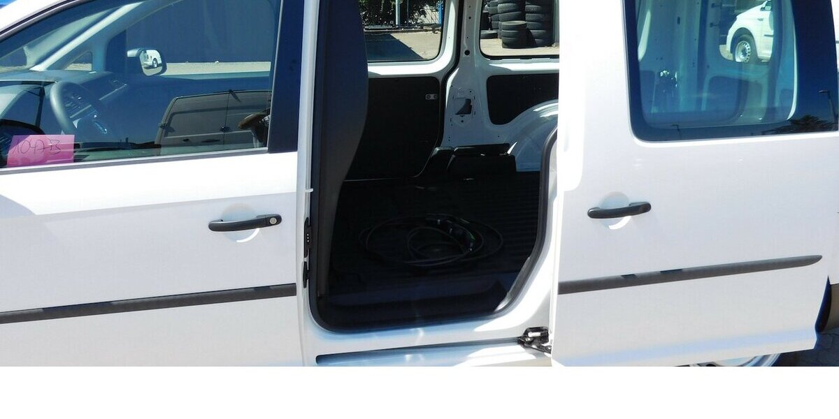 VW Caddy Maxi Abt-e Elektrik DSG Automatik Navi 14.600 km 12.490 &euro; Vordorf 38533