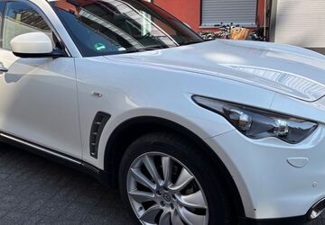 INFINITI FX 180.130 km 9.999 &euro; frankfurt 60528
