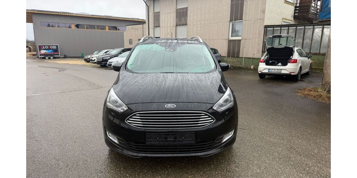 Ford Grand C-Max 121.000 km 8.999 &euro; Berlin 10783