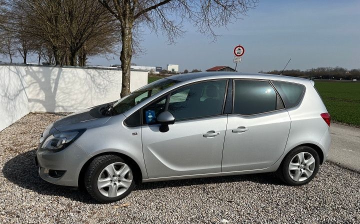 Opel Meriva 111.788 km 6.199 &euro; Neufahrn 85375