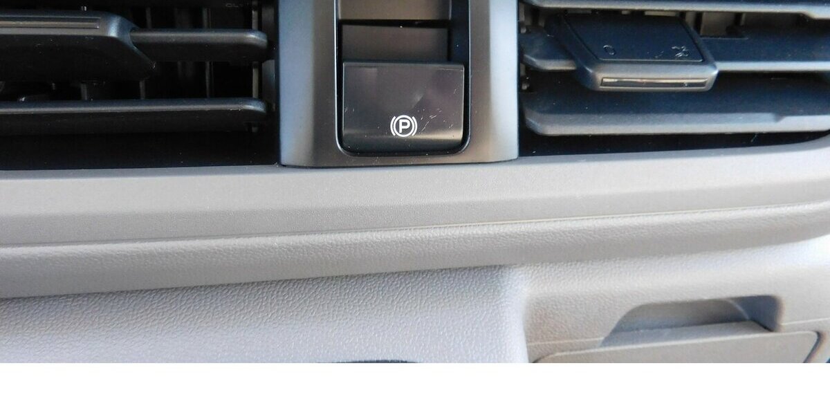 VW T7 Transporter 2.0 Lang TDI 3Sitze Navi Klima 12.200 km 32.990 &euro; Vordorf 38533