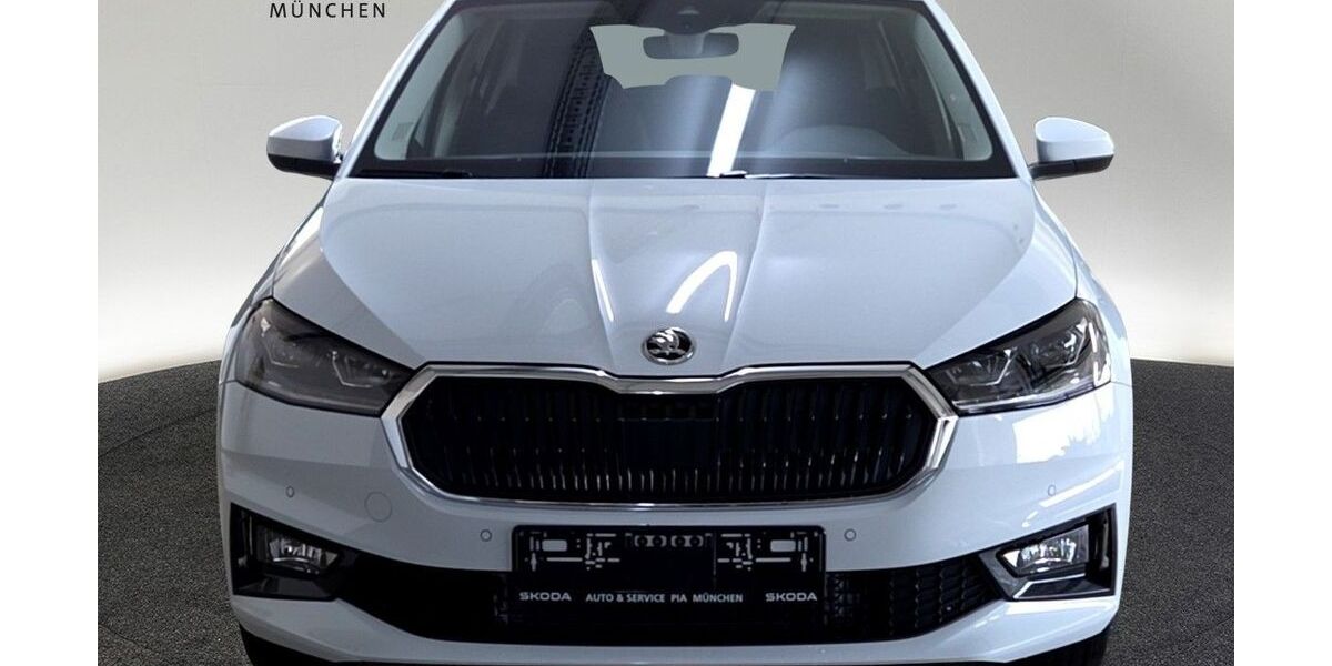 Skoda Fabia 6.500 km 23.690 &euro; München 81477