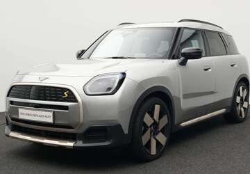 Mini Countryman SE All4 17.921 km 44.155 &euro; München 80788