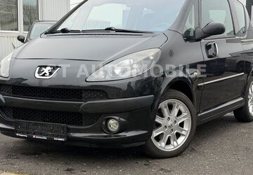 Peugeot 1007 98.000 km 2.990 &euro; Mönchengladbach/Odenkirchen 41199