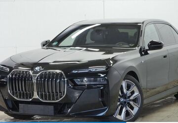 BMW i7 1.306 km 114.440 &euro; Mülheim 45472