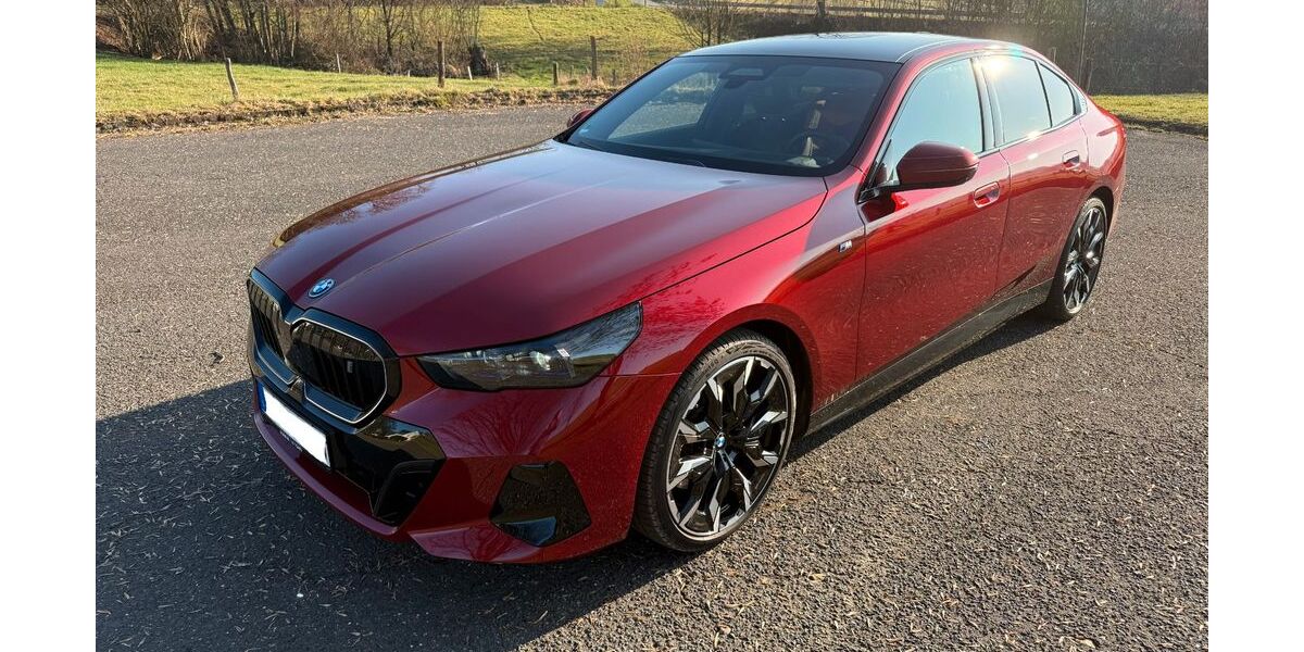 BMW i5 12.000 km 61.490 &euro; Kürten 51515