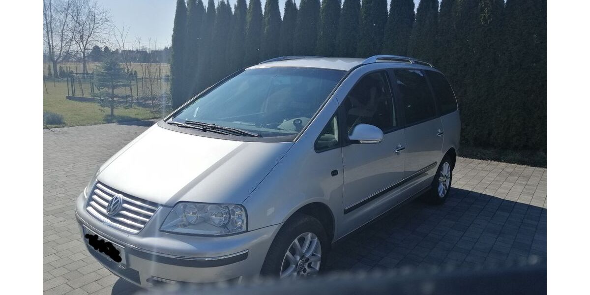 VW Sharan 278.405 km 4.700 &euro; Berlin 12105