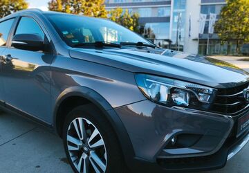 Lada Vesta 165.743 km 5.999 &euro; Fellbach 70736
