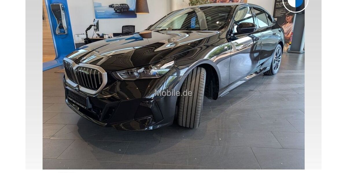 BMW 520 4.347 km 53.950 &euro; Duisburg 47119