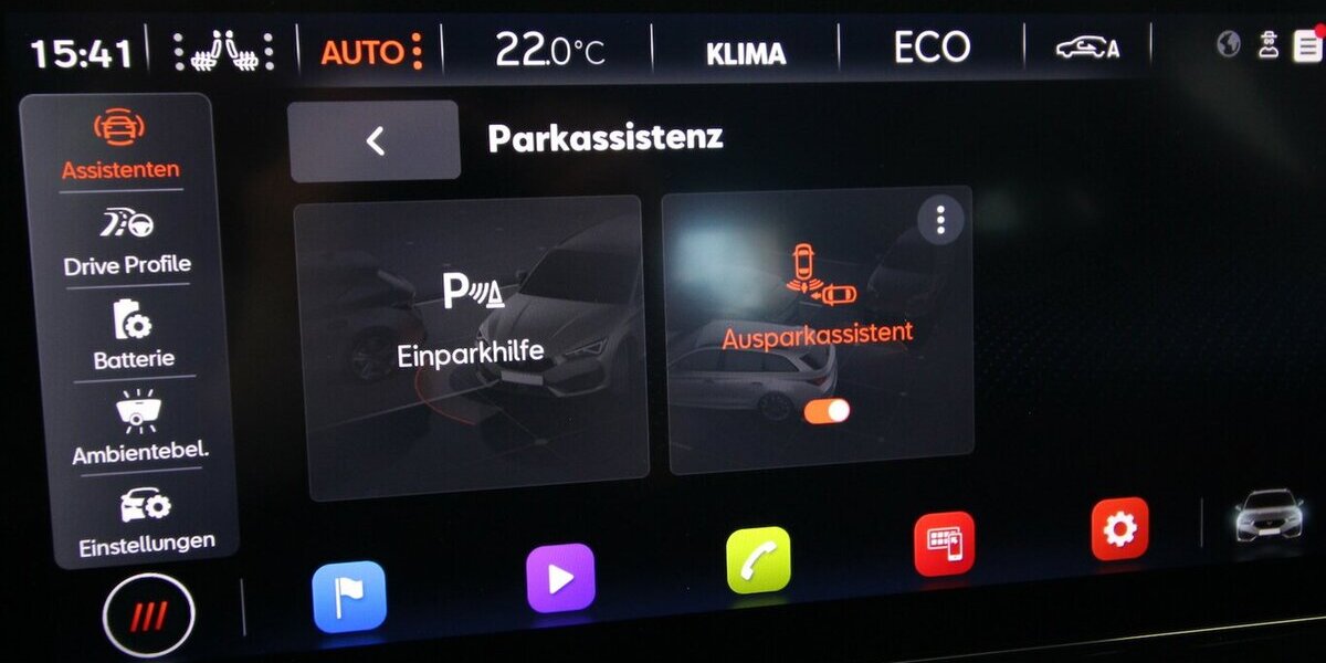 Cupra Leon Sportstourer e-HYBRID 6-DSG NAVI+LED+ACC 8.829 km 27.900 &euro; Hagenow 19230