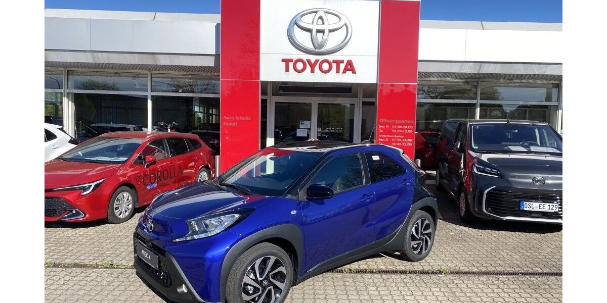 Toyota Aygo (X) 2.235 km 18.440 &euro; Ruhland 01945