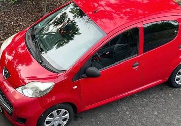 Peugeot 107 134.900 km 1.400 &euro; Bonn 53173