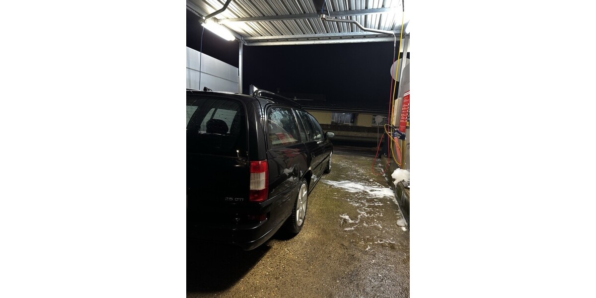 Opel Omega B Caravan 292.000 km 3.100 &euro; Ochsenfurt 97199