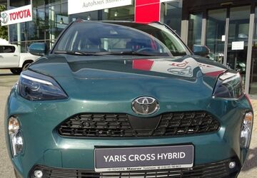 Toyota Yaris Cross 2.900 km 25.490 &euro; Türkheim 86842