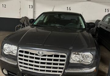 Chrysler 300C 249.340 km 6.700 &euro; Essen 45355