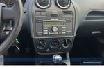 Ford Fiesta Ambiente 1.3*Radio/CD*AUX*Klima* 245.511 km 700 &euro; Berlin 13187