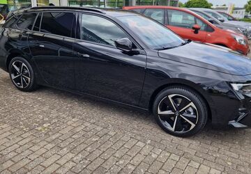 Opel Astra 13.890 km 27.990 &euro; Schwerin 19055