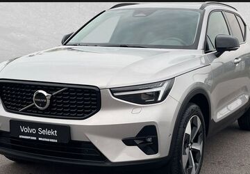 Volvo XC40 13.000 km 41.750 &euro; Karlsruhe 76187