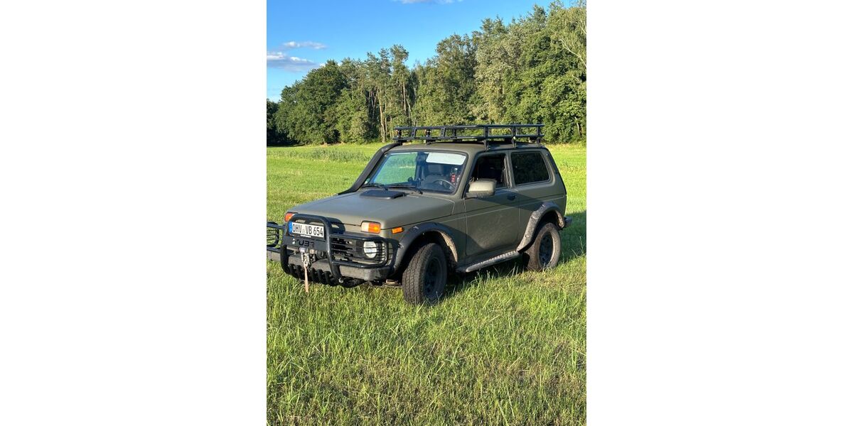 Lada Niva 16.500 km 20.000 &euro; Hennigsdorf 16761