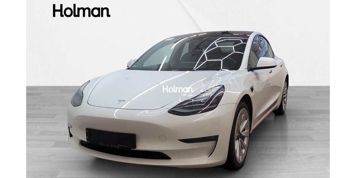 Tesla Model 3 45.421 km 30.582 &euro; Eschborn 65760