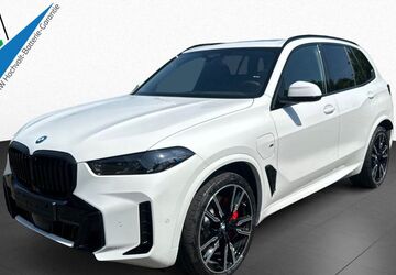 BMW X5 8.990 km 97.970 &euro; Höxter / Stahle 37671