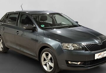 Skoda Rapid 116.800 km 8.990 &euro; Leun 35638