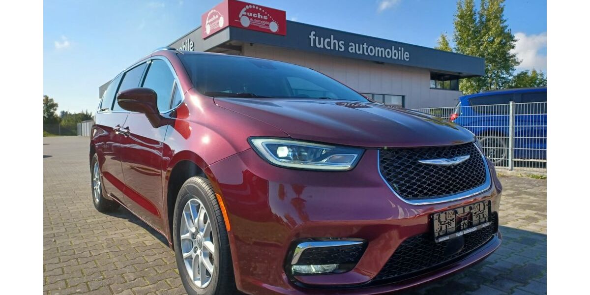 Chrysler Pacifica 35.555 km 39.990 &euro; Augsburg 86165