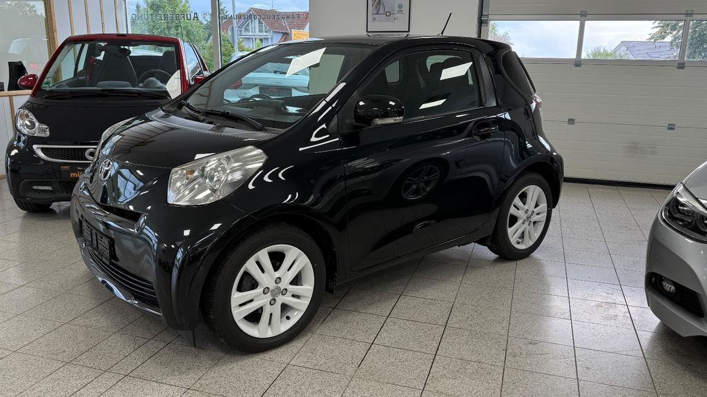 Toyota IQ 218.000 km 6.800 &euro; Schramberg 78713