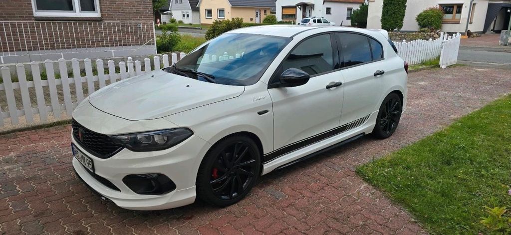 Fiat Tipo 32.000 km 17.100 &euro; Neumünster 24536