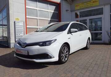 Toyota Auris 95.850 km 15.900 &euro; Dahlwitz - Hoppegarten 15366