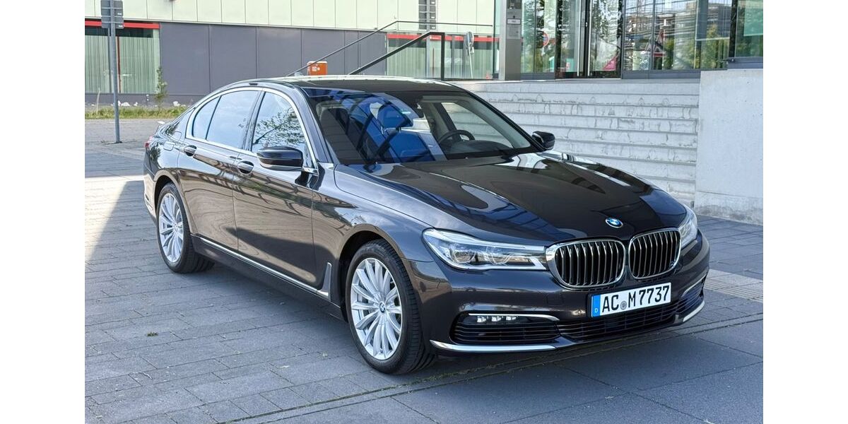 BMW 750 67.500 km 35.900 &euro; Aachen 52068