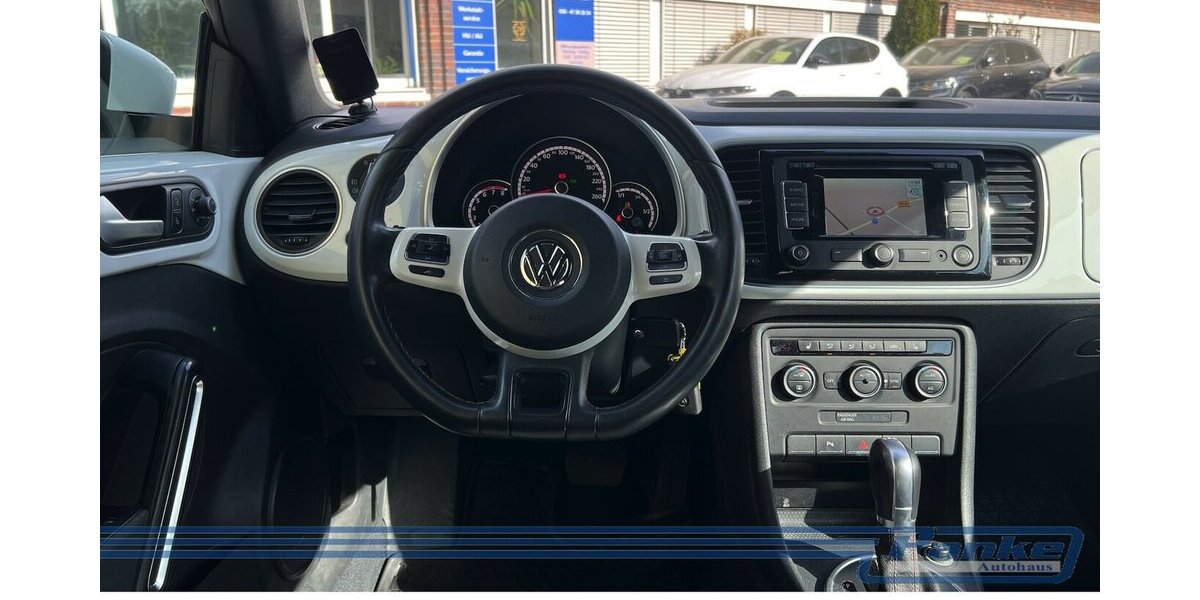 VW Beetle 1.2 TSI DSG Cup*NAV*Xenon*SHZ*PDC*BT* 73.500 km 14.990 &euro; Berlin 13187