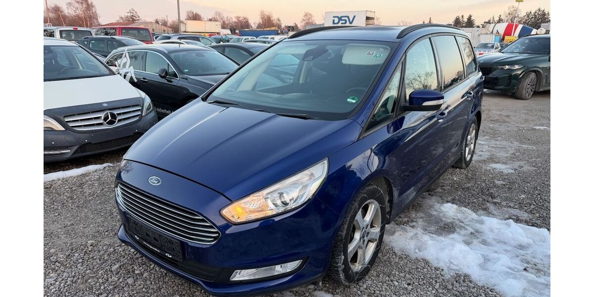 Ford Galaxy 300.000 km 6.800 &euro; München 81829