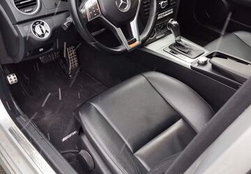 Mercedes-Benz C 250 273.000 km 10.900 &euro; Rees 46459