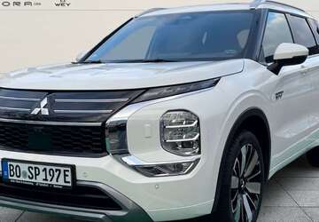 Mitsubishi Outlander 14.500 km 51.980 &euro; Bochum 44809