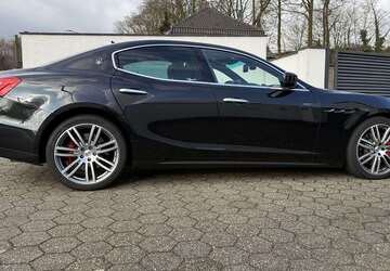 Maserati Ghibli 44.000 km 33.450 &euro; Goch 47574