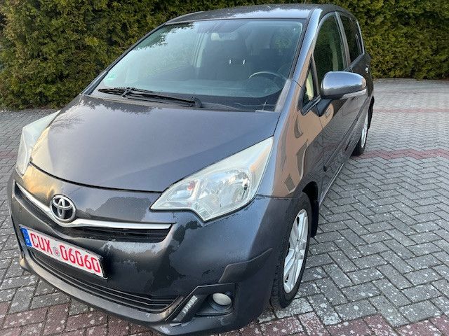 Toyota Verso-S 145.500 km 3.990 &euro; Hemmoor 21745