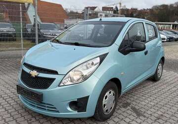 Chevrolet Spark 141.123 km 1.890 &euro; Würzburg 97076