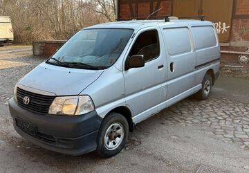 Toyota Hiace 188.659 km 8.900 &euro; HAMBURG 22113
