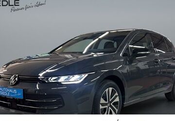 VW Golf 2.000 km 33.990 &euro; Furtwangen 78120