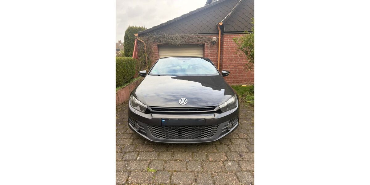 VW Scirocco 110.000 km 4.100 &euro; Essen 45357