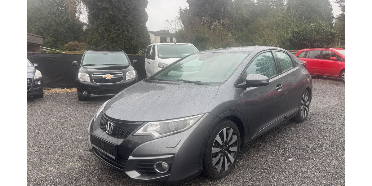 Honda Civic 190.000 km 7.900 &euro; Aachen 52080
