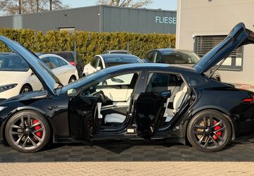 Tesla Model S 61.000 km 81.750 &euro; Emsbüren 48488