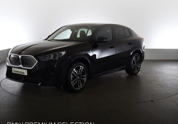 BMW iX2 5.921 km 50.350 &euro; Aachen 52078