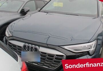Audi Q8 e-tron 2.890 km 54.840 &euro; Wackersdorf 92442