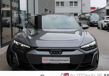 Audi e-tron GT 30.000 km 51.840 &euro; Puchheim 82178