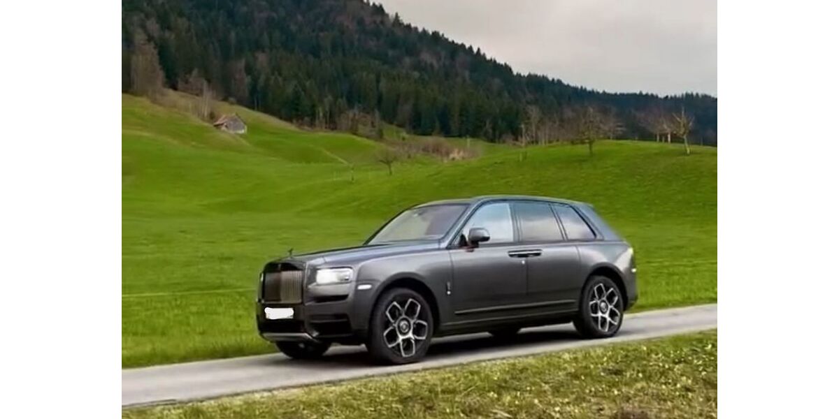 Rolls Royce Cullinan 13.000 km 440.000 &euro; BERLIN 14167