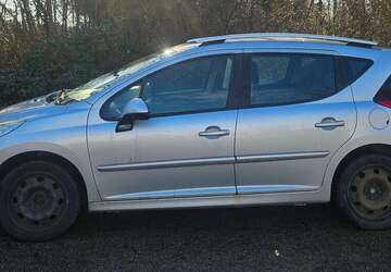 Peugeot 207 213.000 km 2.000 &euro; Hördt 76771