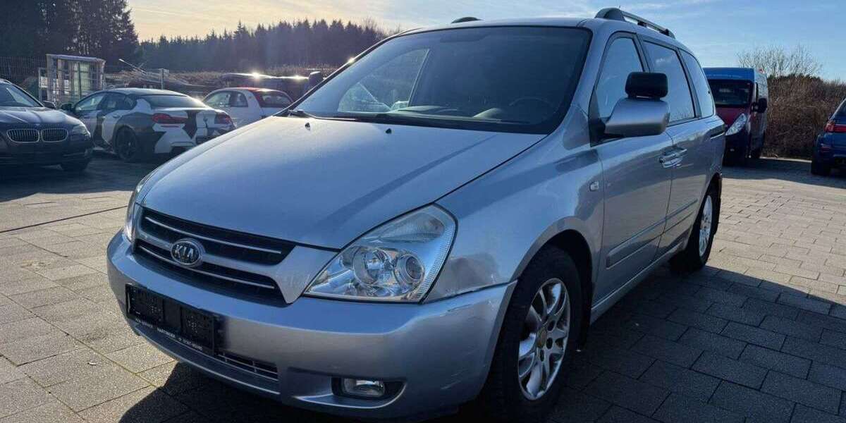Kia Carnival 169.000 km 7.990 &euro; Vöhringen 89269